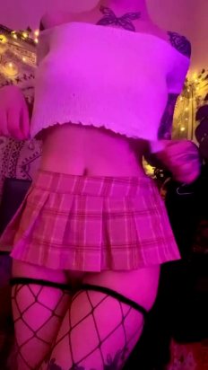 Fuck Me In This Skirt <3