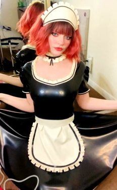 Latex Maid At Your Service ❤️