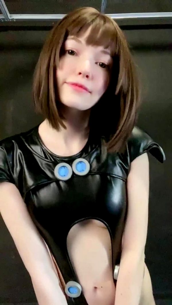 do-you-like-gantz-costumes-there-are-just-something-else-anzu-cosplay-by-murrning_glow_001