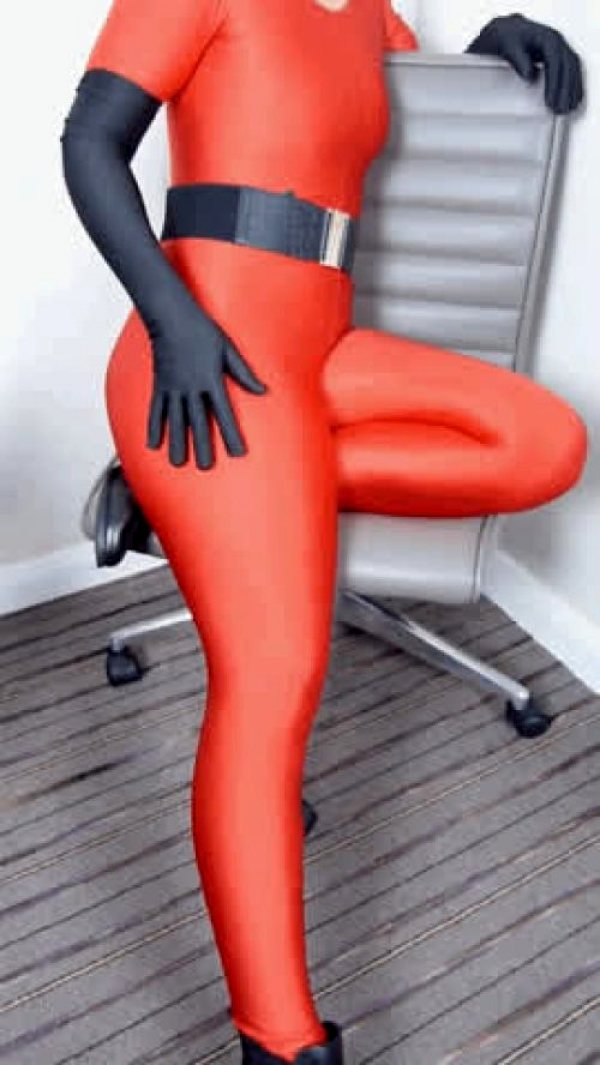 red-spandex-catsuit-cosplay-fun_001